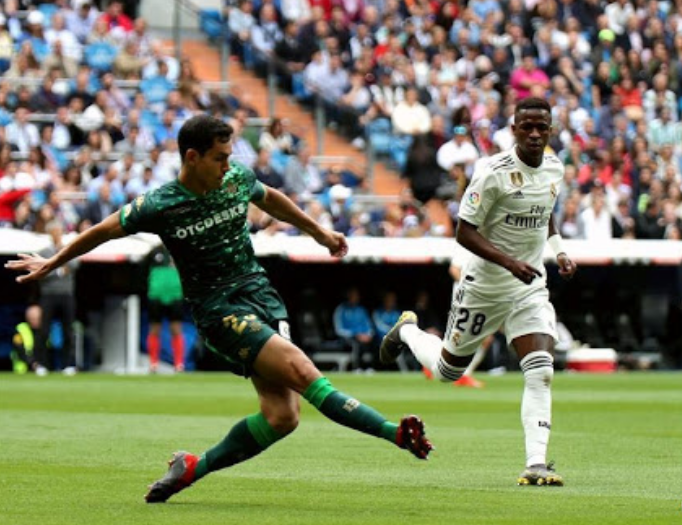  国米铁闸什克重伤休战，防线隐患暴露遭绝平  